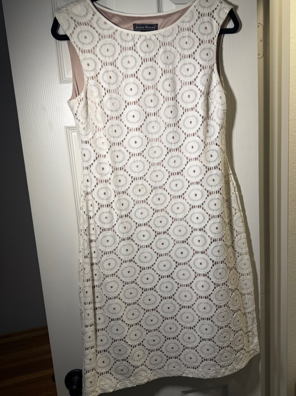 Jessica Howard White Circular Eyelet Lace Sleeveless Shift Dress